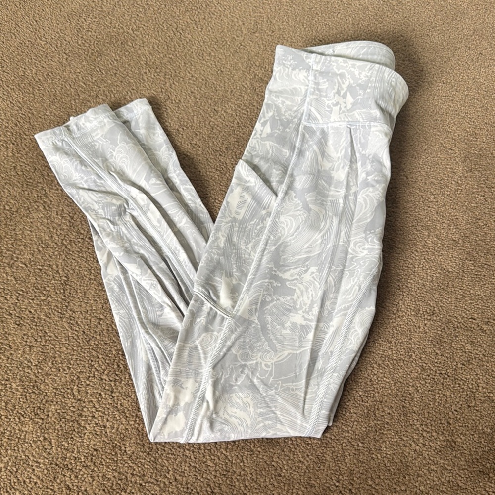 LULULEMON Wunder Train High-Rise Tight with Pockets